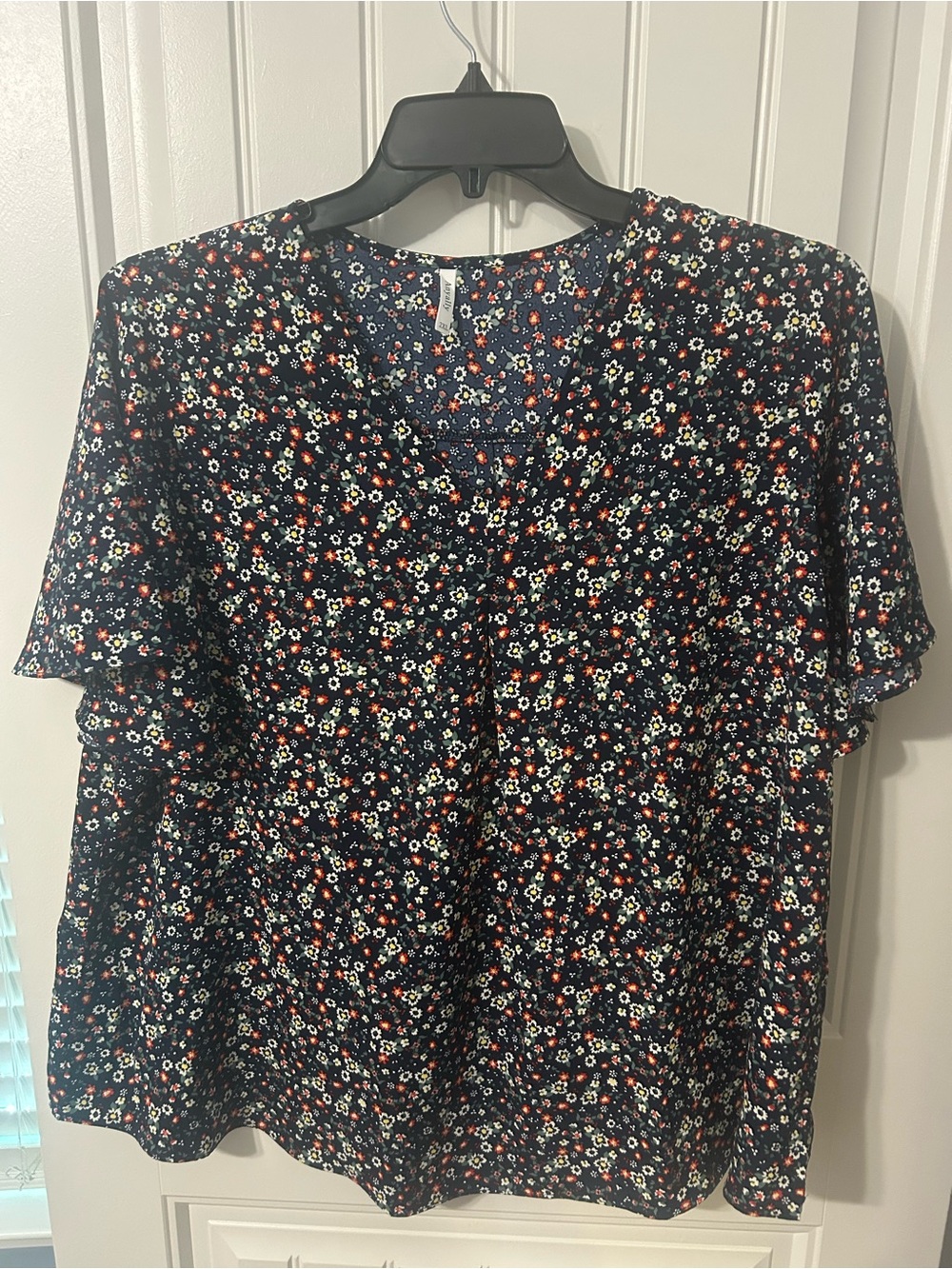 Navy Floral Polyester Short-Sleeve V-Neck Blouse